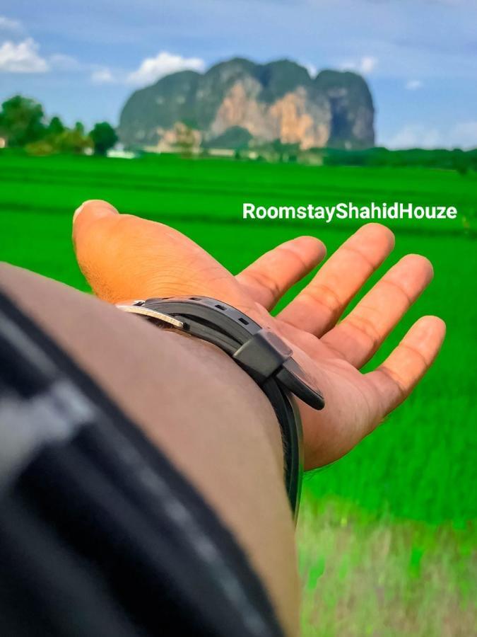 Roomstay Shahid Hou'Ze Kangar Εξωτερικό φωτογραφία